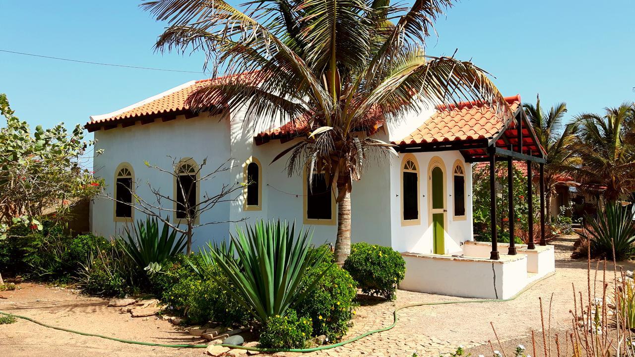 Torre Sabina Bed & Breakfast Cidade do Maio Екстериор снимка